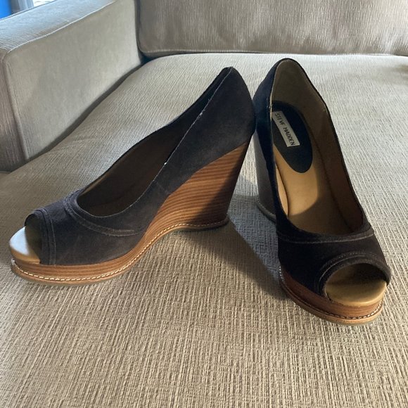 Steve Madden Brown Suede 4.25 inch Wedges - Style Cristan - Size 9.5 - Worn once - Picture 6 of 15